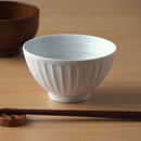 ホワイトパールしのぎ11.5cm飯碗お茶碗おちゃわんご飯茶碗ご飯ごはんしのぎ模様ホワイト白おしゃれシンプルモダンカジュアル食洗機対応持ちやすい家族和食器ちゃわん日本製