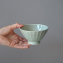 茶碗しのぎ小11.3cmお茶碗おちゃわん飯碗小さめ選べる3色しのぎ模様ブルー青イエロー黄ベージュグリーン緑おしゃれシンプルナチュラルモダンカジュアル食洗機対応持ちやすい子供茶碗こども茶碗和食器ちゃわん日本製