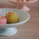 かすみ 高台 デザート 和食器 菊型 白 青白 さくら